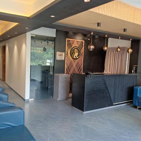 Hotel Suvarnam Residency أحمدناغار المظهر الخارجي الصورة