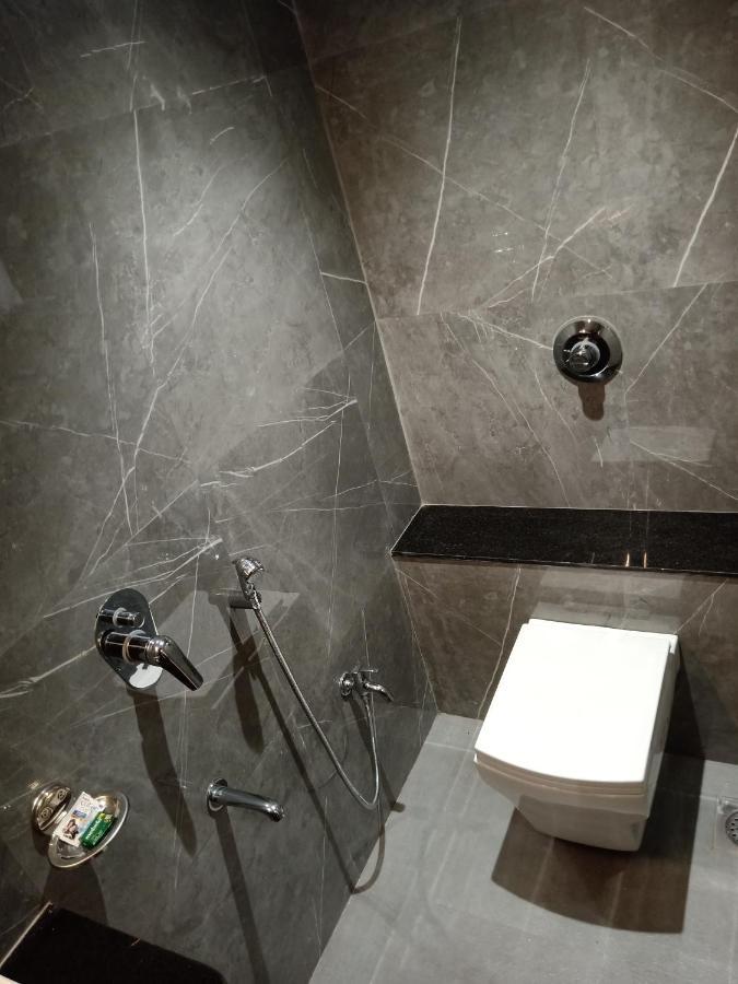 Hotel Suvarnam Residency أحمدناغار المظهر الخارجي الصورة