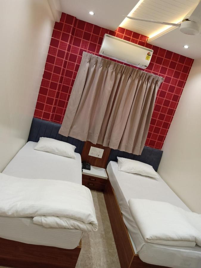 Hotel Suvarnam Residency أحمدناغار المظهر الخارجي الصورة
