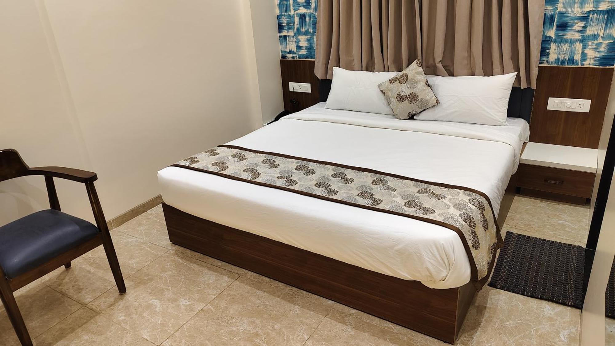 Hotel Suvarnam Residency أحمدناغار المظهر الخارجي الصورة